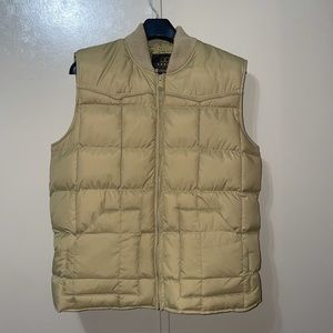 Gold/brownish jacket